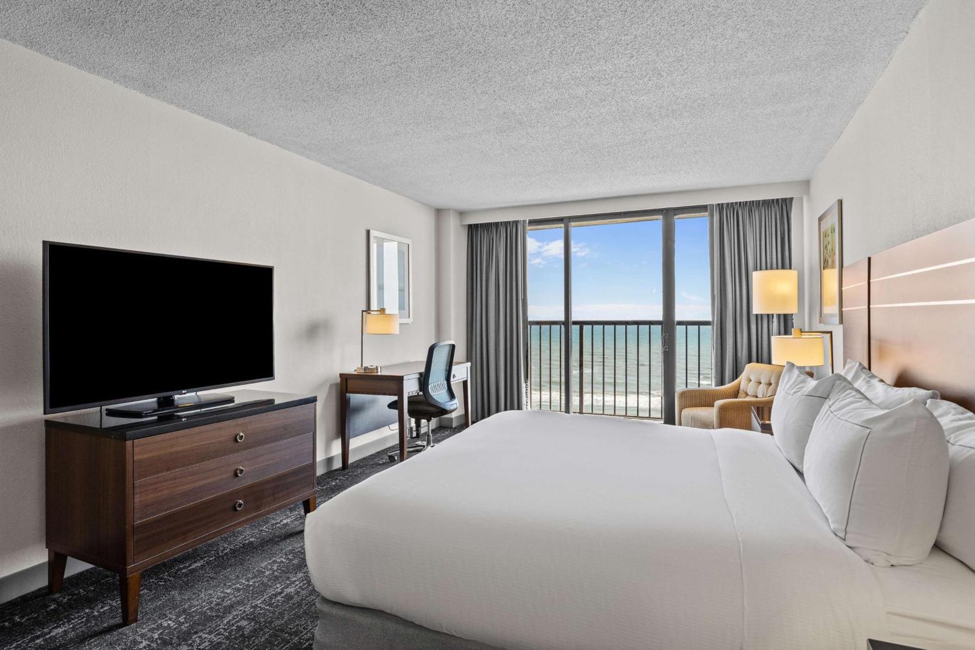 Doubletree By Hilton Atlantic Oceanfront