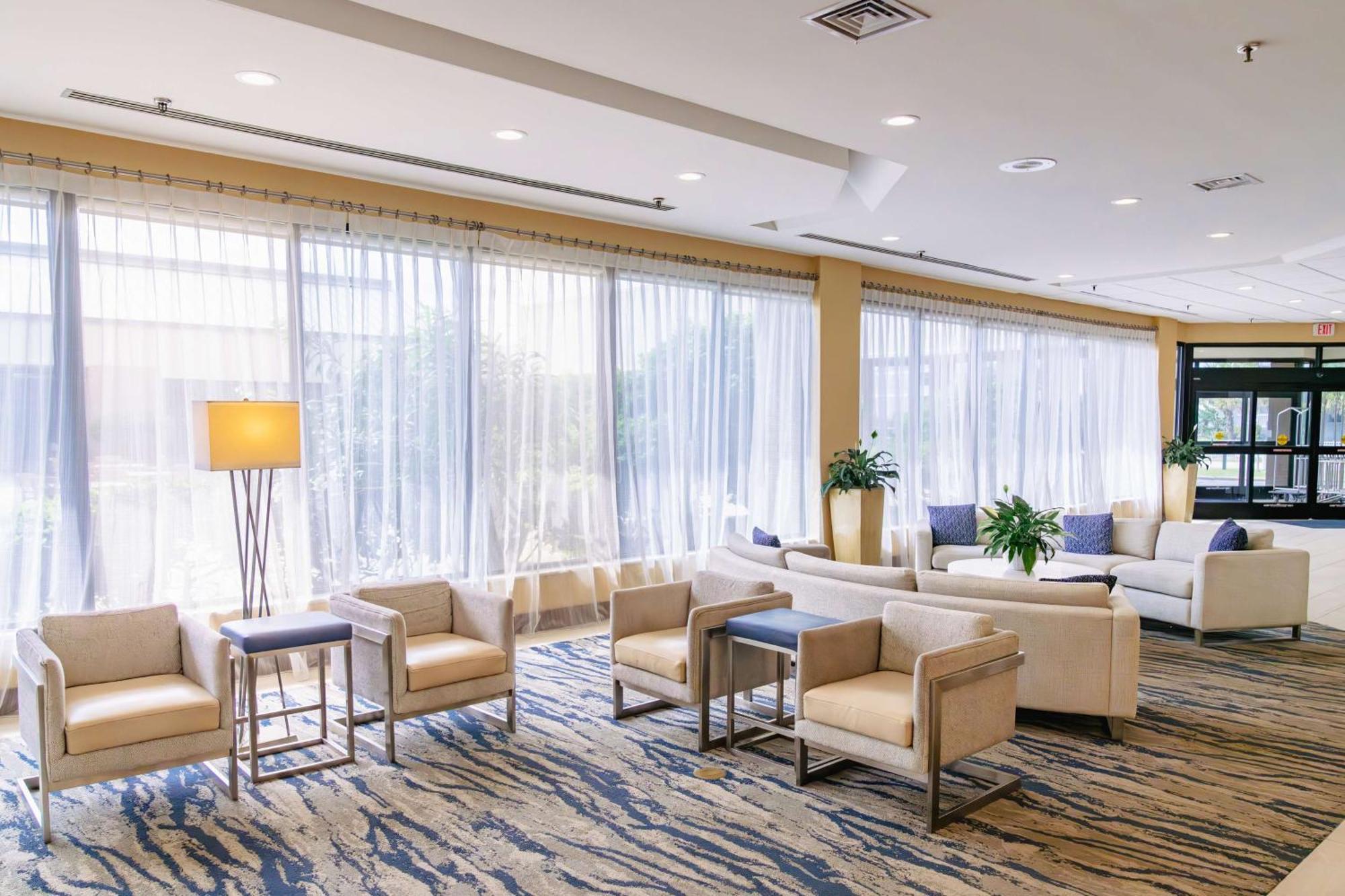 Doubletree By Hilton Atlantic Oceanfront Hotel